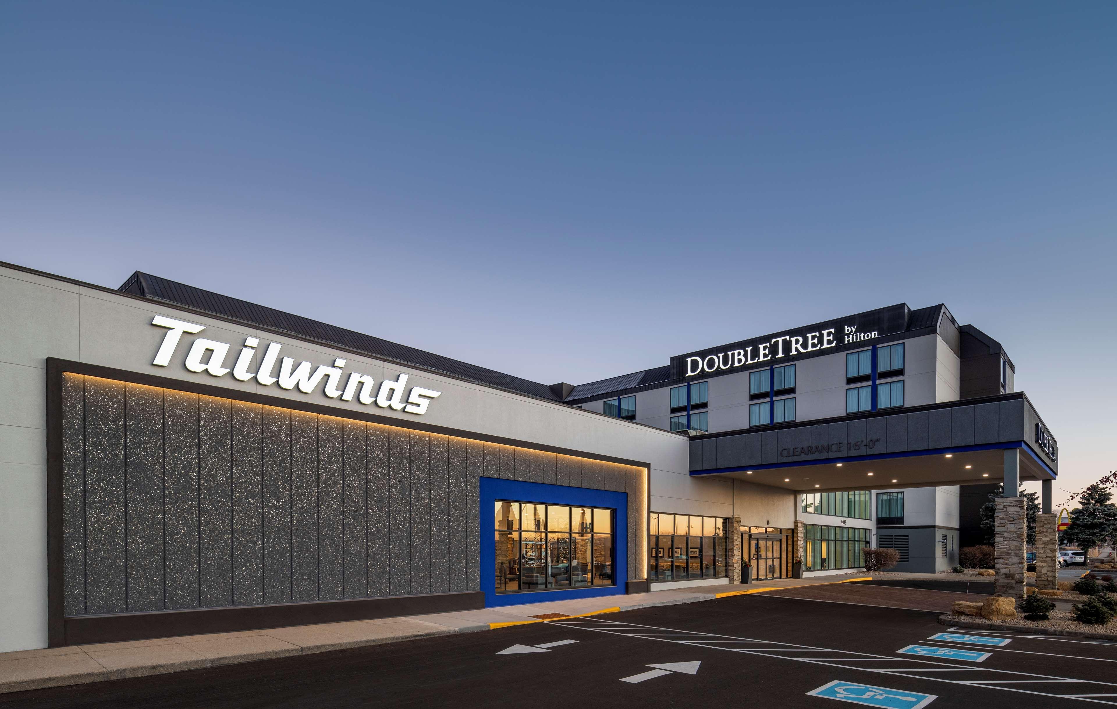 Doubletree By Hilton Madison East Hotell Exteriör bild
