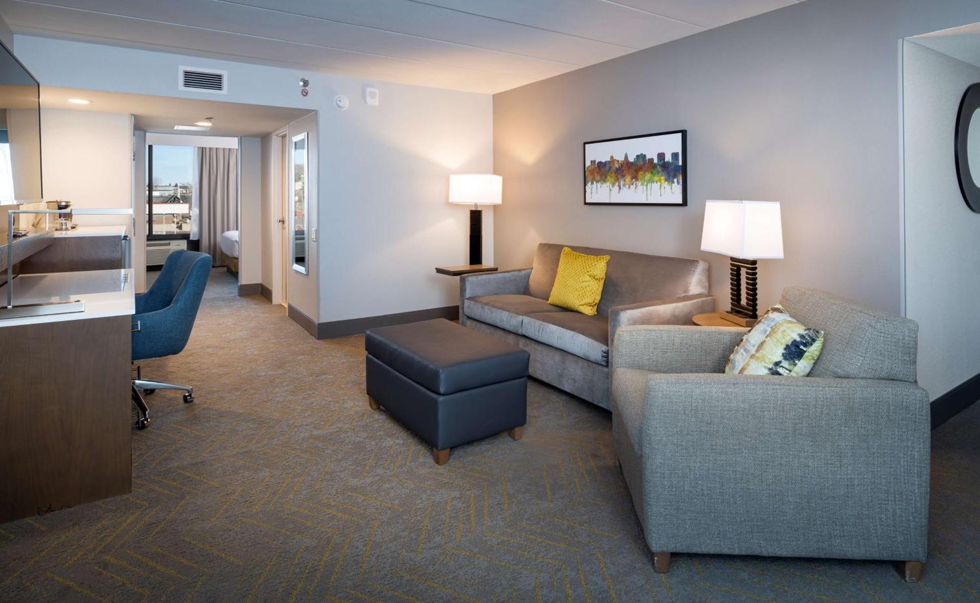 Doubletree By Hilton Madison East Hotell Exteriör bild